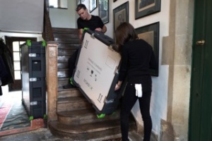 ROKBOX carries new works to a collector